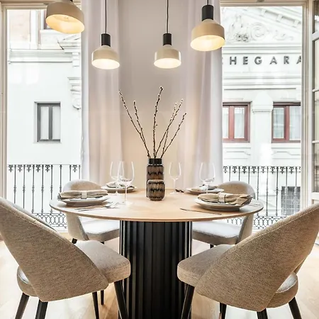 Apartmán Classy In The Heart Of By Rems *